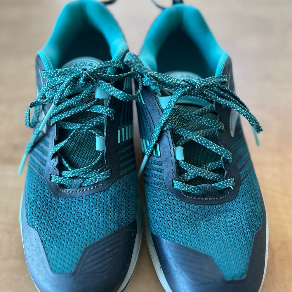 Brooks Women’s Cascadia 13 Tennis Shoe